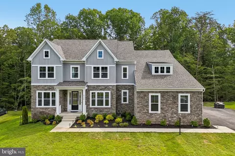 8724 Classic Lakes Way, Nokesville, VA 20181