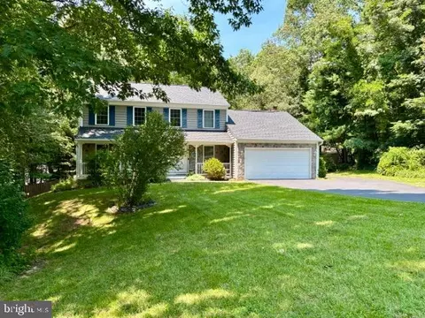 Exterior - 6512 Basil Ct, Manassas, VA 20112 photo 10 of 10