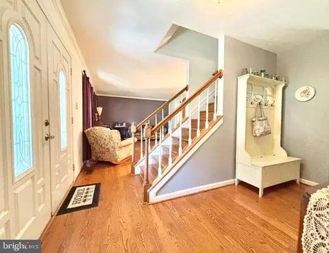 Entry Way - 6512 Basil Ct, Manassas, VA 20112 photo 1 of 2