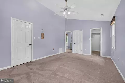 Bedroom - 8209 Sunset Dr, Manassas, VA 20110 photo 3 of 6