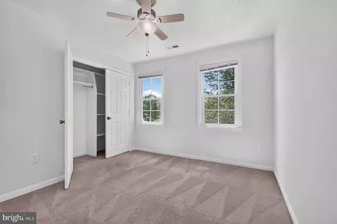 Bedroom - 8209 Sunset Dr, Manassas, VA 20110 photo 6 of 6
