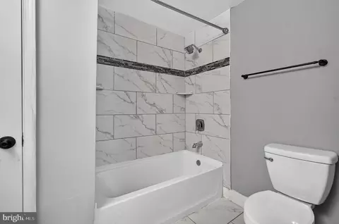 Bath - 8209 Sunset Dr, Manassas, VA 20110 photo 5 of 5