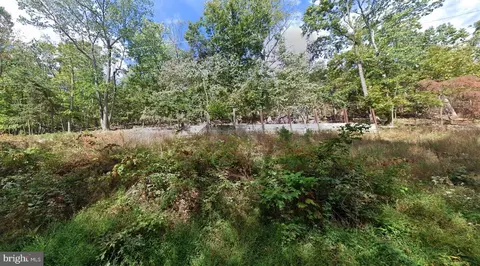 2012 Gore Dr, Haymarket, VA 20169