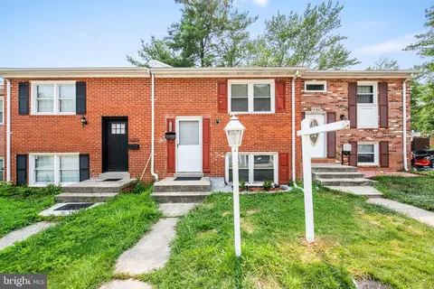 14382 Berkshire Dr, Woodbridge, VA 22193