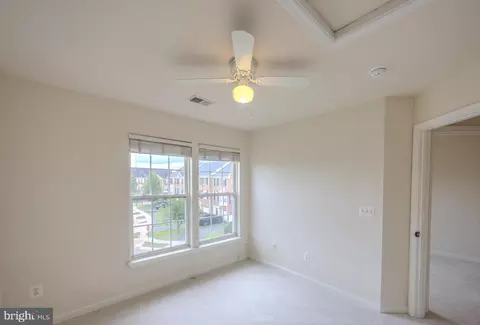 Bedroom - 15090 Danehurst Cir, Gainesville, VA 20155 photo 8 of 8