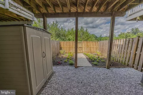 Exterior - 15090 Danehurst Cir, Gainesville, VA 20155 photo 3 of 7