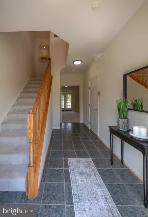 Entry Way - 15090 Danehurst Cir, Gainesville, VA 20155 photo 1 of 3