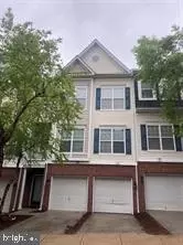 1831 Cedar Cove Way #101, Woodbridge, VA 22191