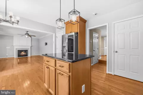 Other - 16270 Gayle Ct, Triangle, VA 22172 photo 4 of 24