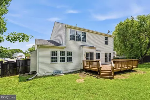 Exterior - 16270 Gayle Ct, Triangle, VA 22172 photo 4 of 7