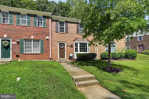 14083 Fallbrook Ln, Woodbridge, VA 22193
