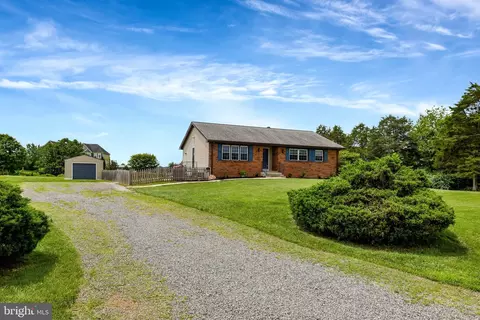 10913 Crockett Rd, Nokesville, VA 20181