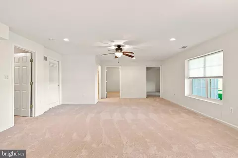 Living - 16469 Sparkling Brook Loop, Dumfries, VA 22025 photo 9 of 10