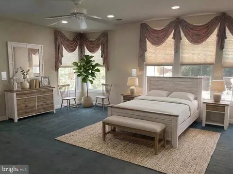 Bedroom - 3203 Riverview Dr, Triangle, VA 22172 photo 1 of 4