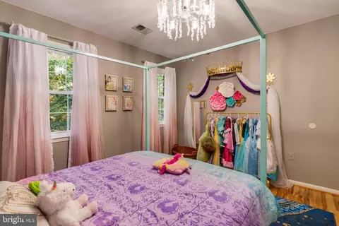 Bedroom - 13402 Carrageen Dr, Manassas, VA 20112 photo 1 of 12
