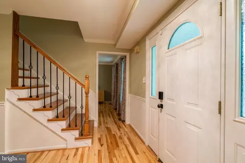 Entry Way - 13402 Carrageen Dr, Manassas, VA 20112 photo 7 of 10