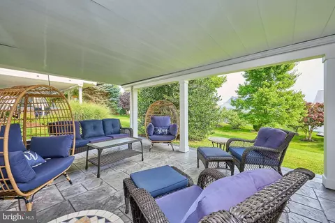 Exterior - 3941 Solstice Ln, Dumfries, VA 22025 photo 8 of 14