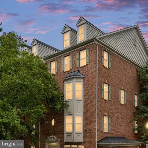 2714 Sheffield Hill Way, Woodbridge, VA 22191