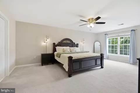 Bedroom - 8159 Tenbrook Dr, Gainesville, VA 20155 photo 1 of 8