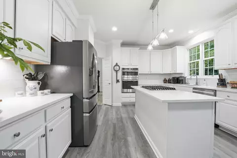 Kitchen - 13536 Wembley Loop, Bristow, VA 20136 photo 7 of 7