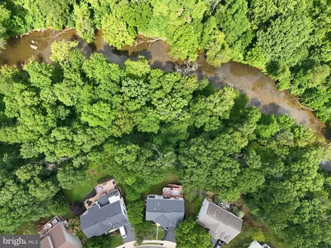 View/Area - 13536 Wembley Loop, Bristow, VA 20136 photo 3 of 7