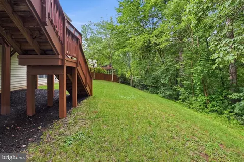Exterior - 13536 Wembley Loop, Bristow, VA 20136 photo 6 of 12