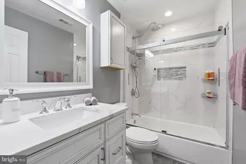 Bath - 13536 Wembley Loop, Bristow, VA 20136 photo 2 of 9