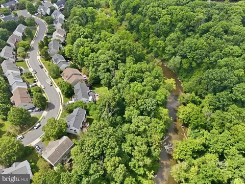 View/Area - 13536 Wembley Loop, Bristow, VA 20136 photo 5 of 7