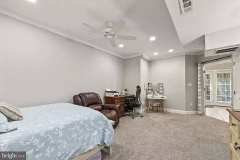 Bedroom - 8050 Amsterdam Ct, Gainesville, VA 20155 photo 9 of 9