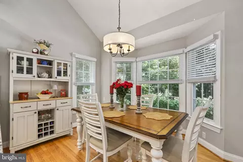Dining - 8050 Amsterdam Ct, Gainesville, VA 20155 photo 3 of 4
