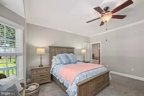 Bedroom - 8050 Amsterdam Ct, Gainesville, VA 20155 photo 3 of 9
