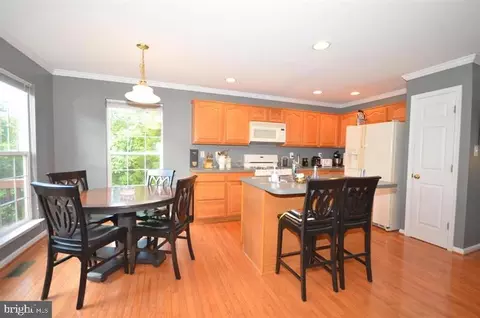 Kitchen - 11074 Wainwright Pl, Manassas, VA 20109 photo 8 of 8