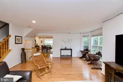 Living - 11074 Wainwright Pl, Manassas, VA 20109 photo 1 of 4