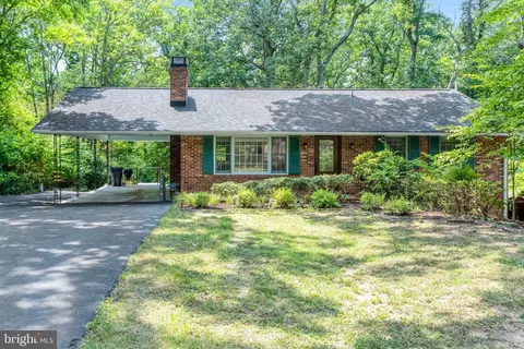 Other - 18355 Sharon Rd, Triangle, VA 22172 photo 2 of 6