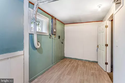 Other - 18355 Sharon Rd, Triangle, VA 22172 photo 5 of 6