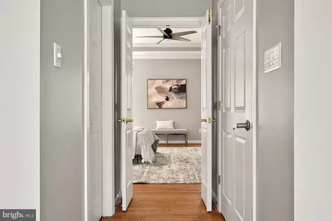 Entry Way - 7040 Hoadly Rd, Manassas, VA 20112 photo 12 of 24