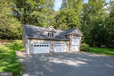 Exterior - 7040 Hoadly Rd, Manassas, VA 20112 photo 21 of 27
