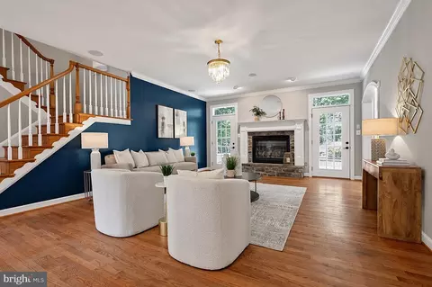 Living - 7040 Hoadly Rd, Manassas, VA 20112 photo 5 of 8
