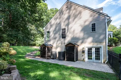 Exterior - 7040 Hoadly Rd, Manassas, VA 20112 photo 17 of 27
