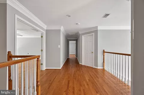 Entry Way - 7040 Hoadly Rd, Manassas, VA 20112 photo 17 of 24