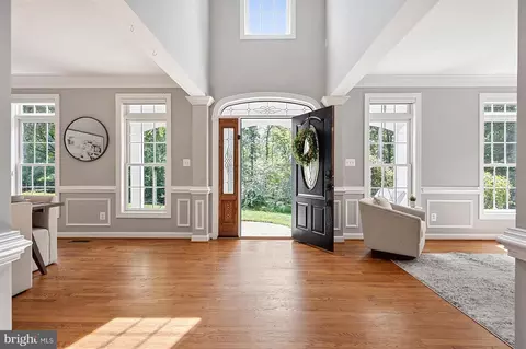 Entry Way - 7040 Hoadly Rd, Manassas, VA 20112 photo 1 of 24