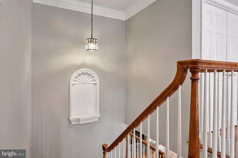 Entry Way - 7040 Hoadly Rd, Manassas, VA 20112 photo 14 of 24