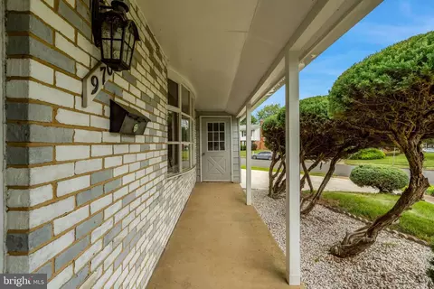 Exterior - 9701 Botsford Rd, Manassas, VA 20109 photo 4 of 17