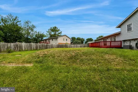 Exterior - 9701 Botsford Rd, Manassas, VA 20109 photo 14 of 17