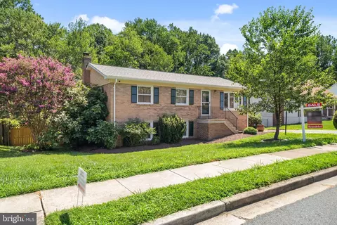 13415 Kingsman Rd, Woodbridge, VA 22193
