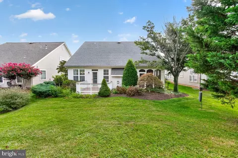 Exterior - 13039 Triple Crown Loop, Gainesville, VA 20155 photo 7 of 12