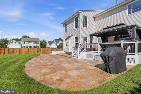Exterior - 12337 Grimsby Ln, Bristow, VA 20136 photo 3 of 10