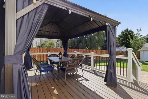 Exterior - 12337 Grimsby Ln, Bristow, VA 20136 photo 5 of 10