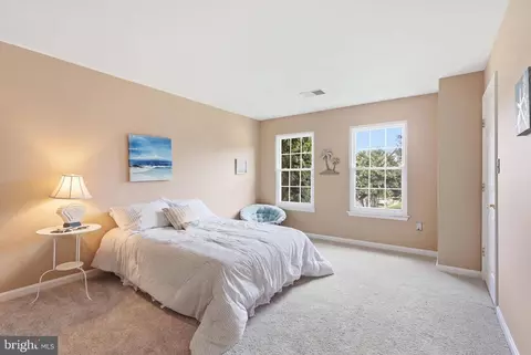 Bedroom - 12337 Grimsby Ln, Bristow, VA 20136 photo 2 of 5