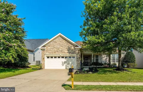 6128 Beton Ct, Gainesville, VA 20155